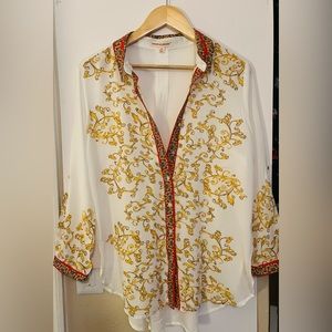 Beautiful button up top. Light and flowy. New without tags